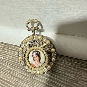Rare vintage Limoges brooch